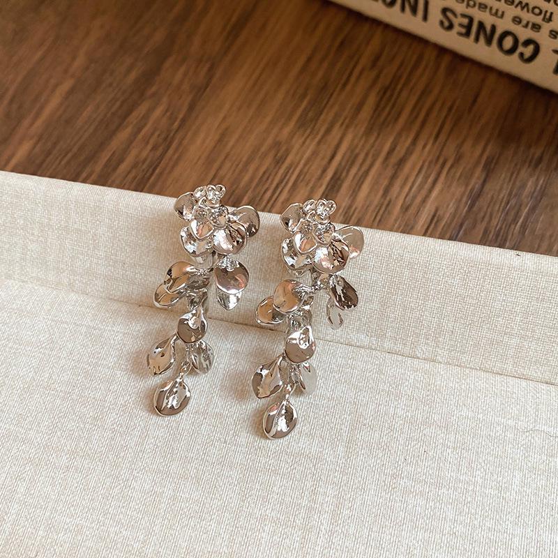 Vintage Silver Needle C-Shaped Diamond Pearl Stud Earrings - Elegant and Versatile Niche High-End Jewelry