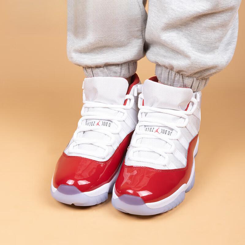 Air Jordan 11 Retro GS Cherry Dětské tenisky Bílá Černá Varsity-Red 378038-116