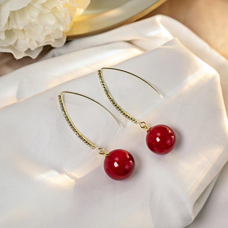 European  American Luxurious Long Tassel Pearl Earrings with Rhinestones