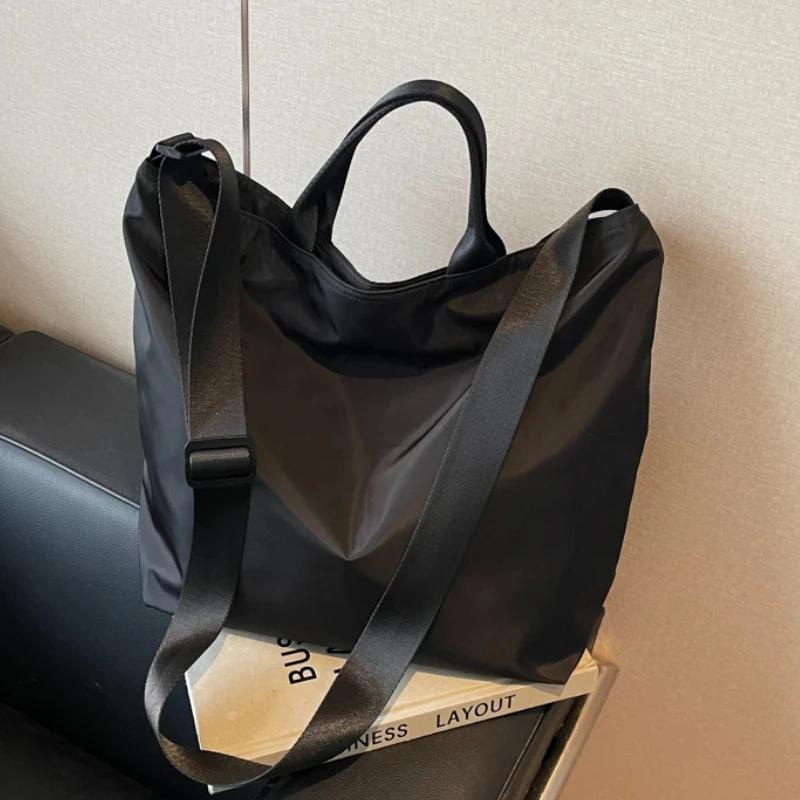 Zipper Solid Color Nylon Large Capacity Handbag 2026 Hot Selling Simple Casual Crossbody Bag Soft Versatile Popular Shoulder Bag
