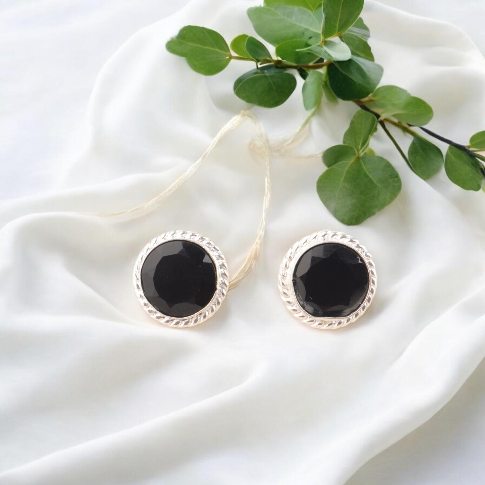 

Натуральный черный оникс 925 стерлинговое серебро ручной работы драгоценный камень ювелирные изделия серьги-пусеты EE-147-6