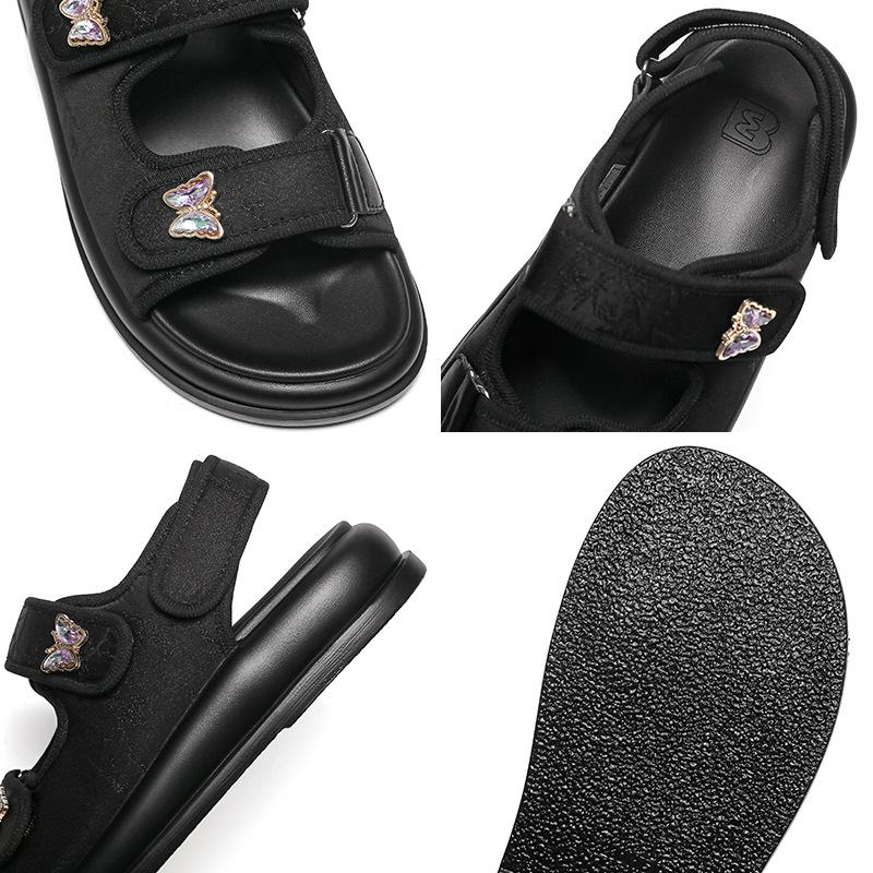 New Chinese Sandals Women's National Style Versatile Small Fragrant Style 2025 Summer New High-end Flat Casual Sandals Women