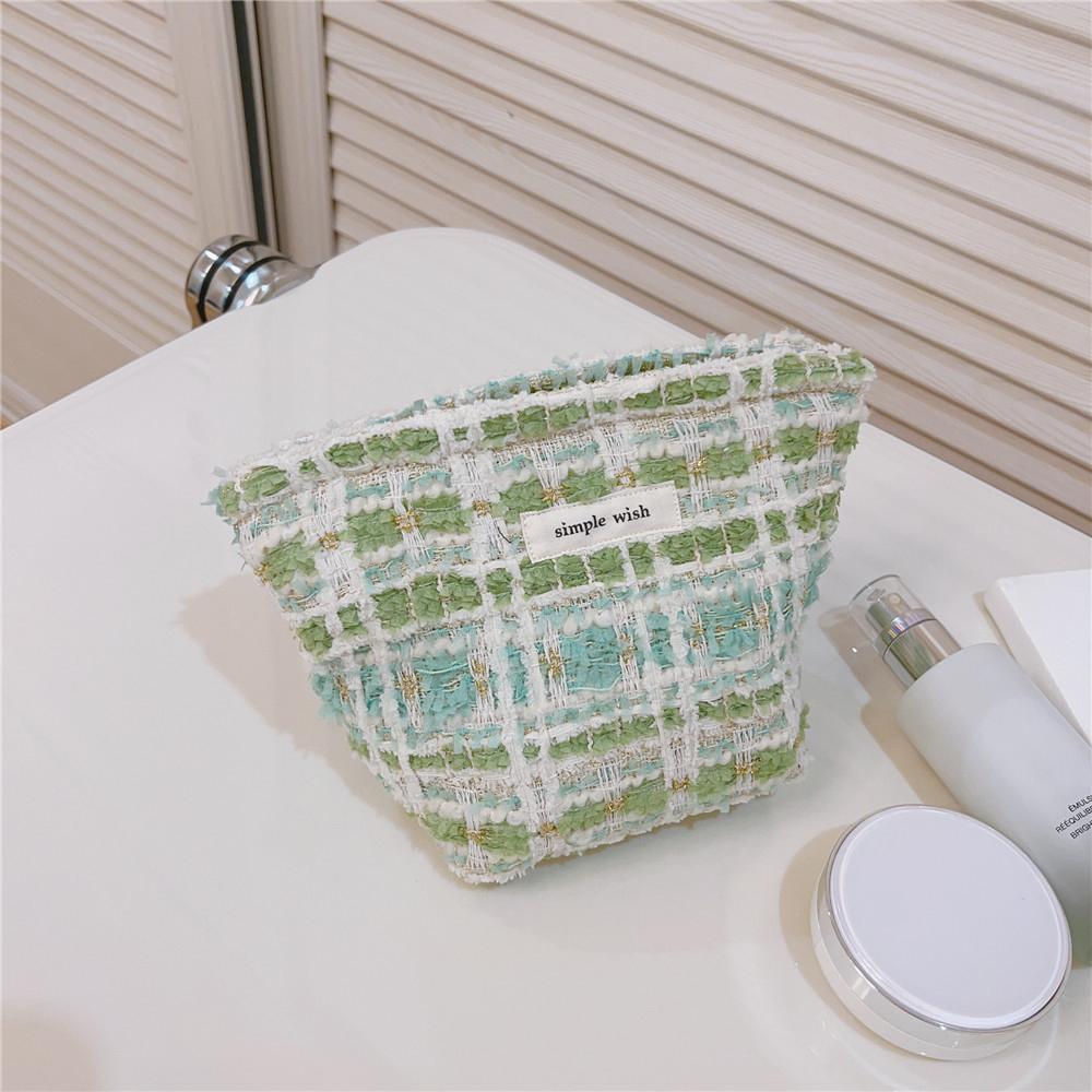 

Makeup Storage Bag Purse Zipper Cosmetic Pouch Portable Travel Canvas Organizer Bag,Size: S Light Green