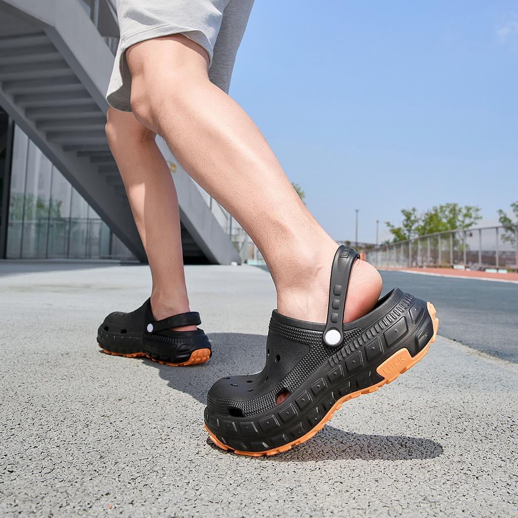 Platform Women Clogs Shoes Beach EVA Thick Bottom Sandals Fashion Comfortable Hole Shoes Indoor Outdoor Men Clogs Shoes
