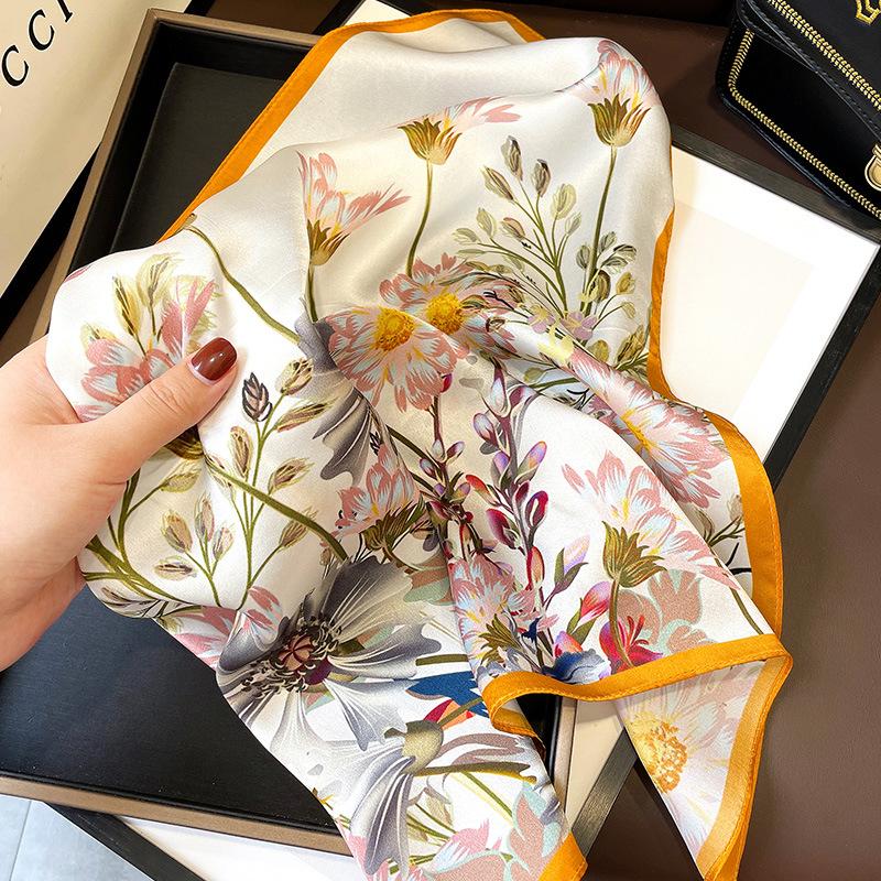 New mother gift silk silk scarf 2024 new flower printing decoration mulberry silk decoration 53 square scarf 53*53cm