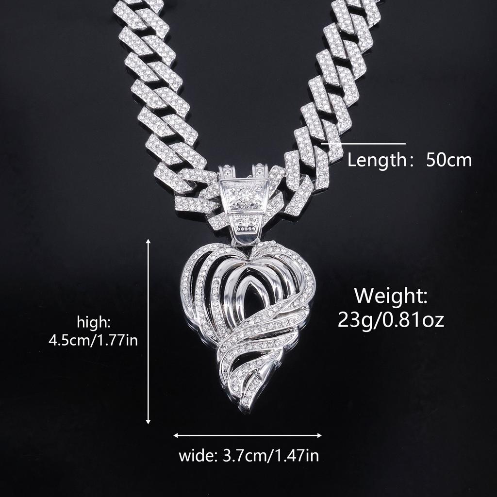 European and American Fashion Diamond-encrusted Hollow Peach Heart Alloy Pendant, Men and Women Cool Hip-hop Rap Cuban Necklace