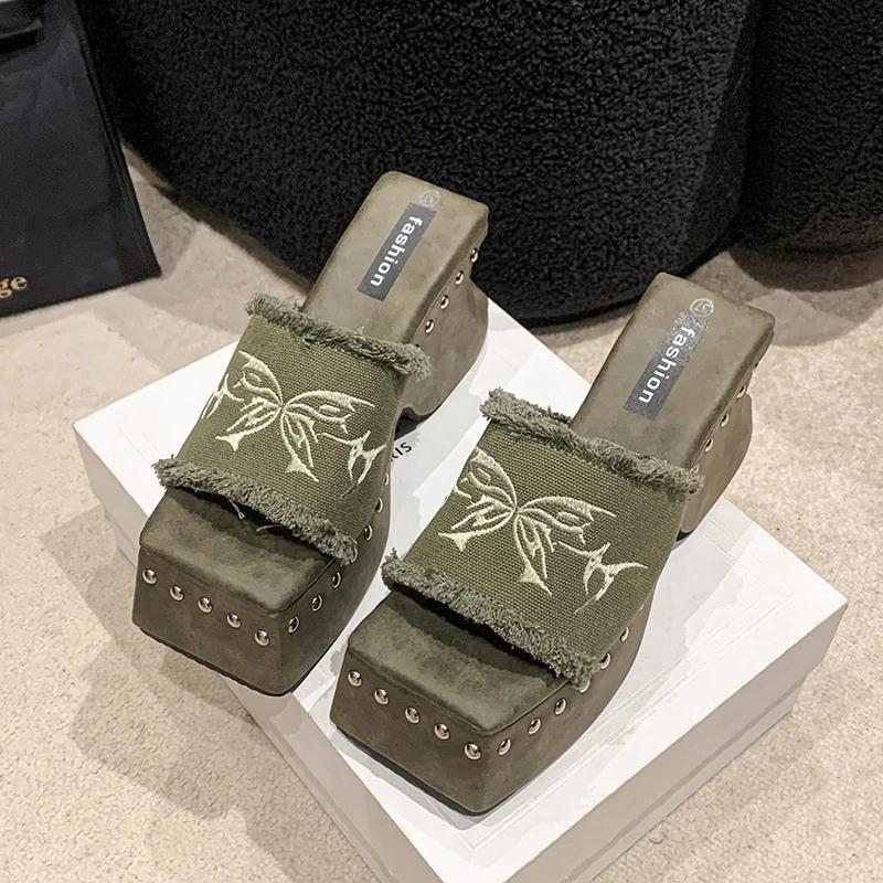 Women's Slippers Summer New Square Head Open Toe Thick Embroidered Waterproof Platform High-heeled Sandals