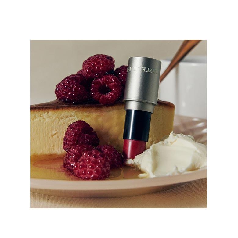 HOTEL DAWSON Blending Lip Balm 2.4g