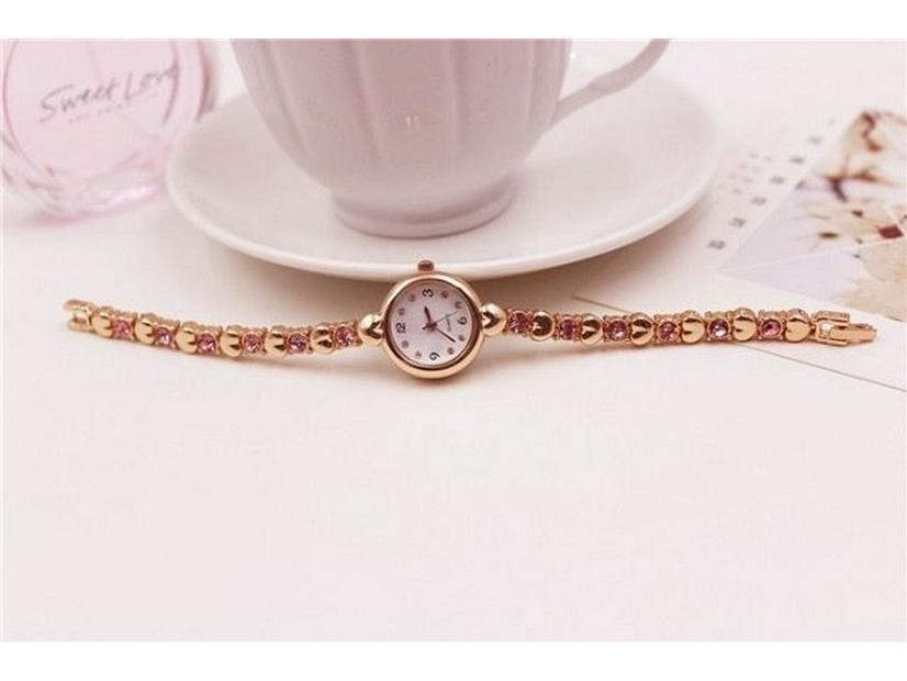 JW Korean Style Elegant Ladies' Water Diamond Quartz Bracelet Watch