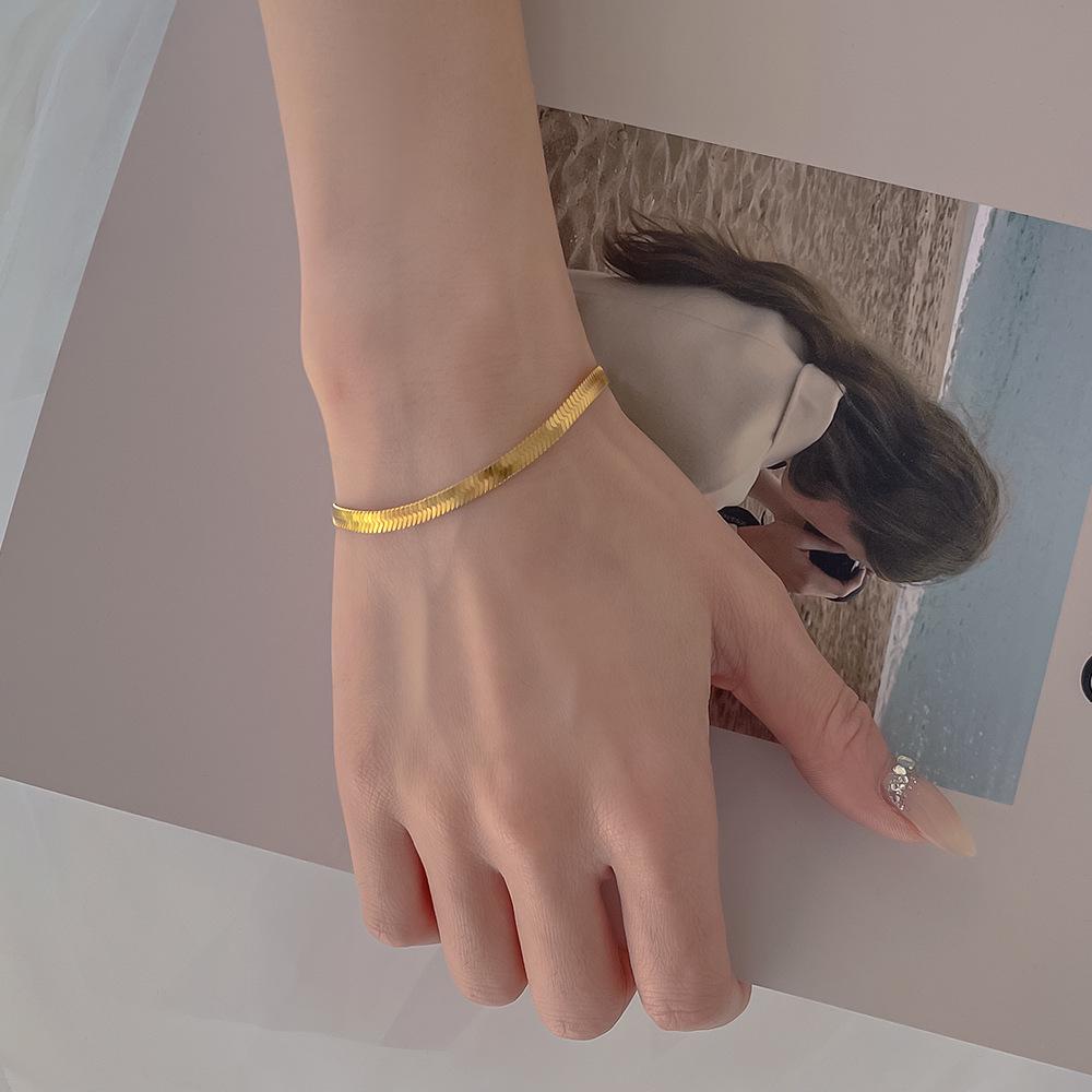 Stylish 18k Gold-Tone Titanium Steel Flat Snake Chain Bracelet for Women - Trendy Niche Design