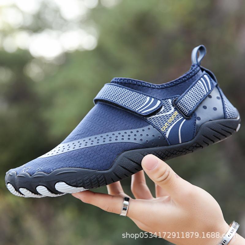 

Five-finger wading shoes outdoor casual swimming shoes leaking creek shoes medium and large children beach shoes student hiking shoes 36 чёрный