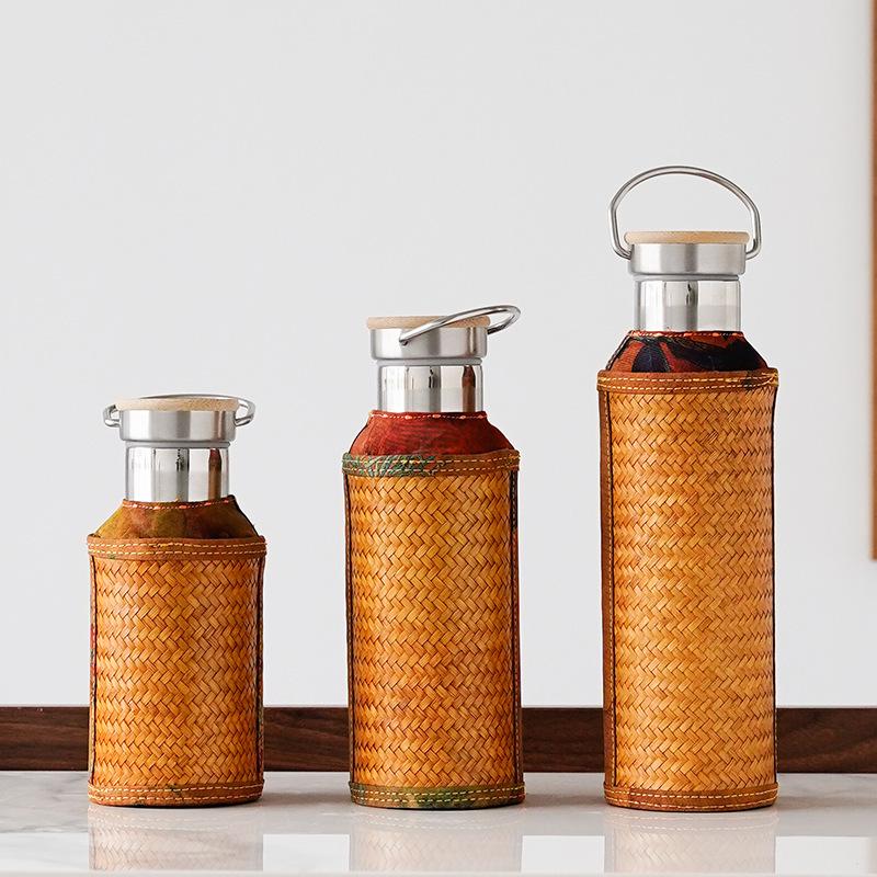 

Handmade Chinese Bamboo Weaving Insulated Cup: Intangible Cultural Heritage, Lacquered, 304 Stainless Steel, Portable Travel Tea Cup Xiangyun Silk Insulated Cup - Small (400ml)