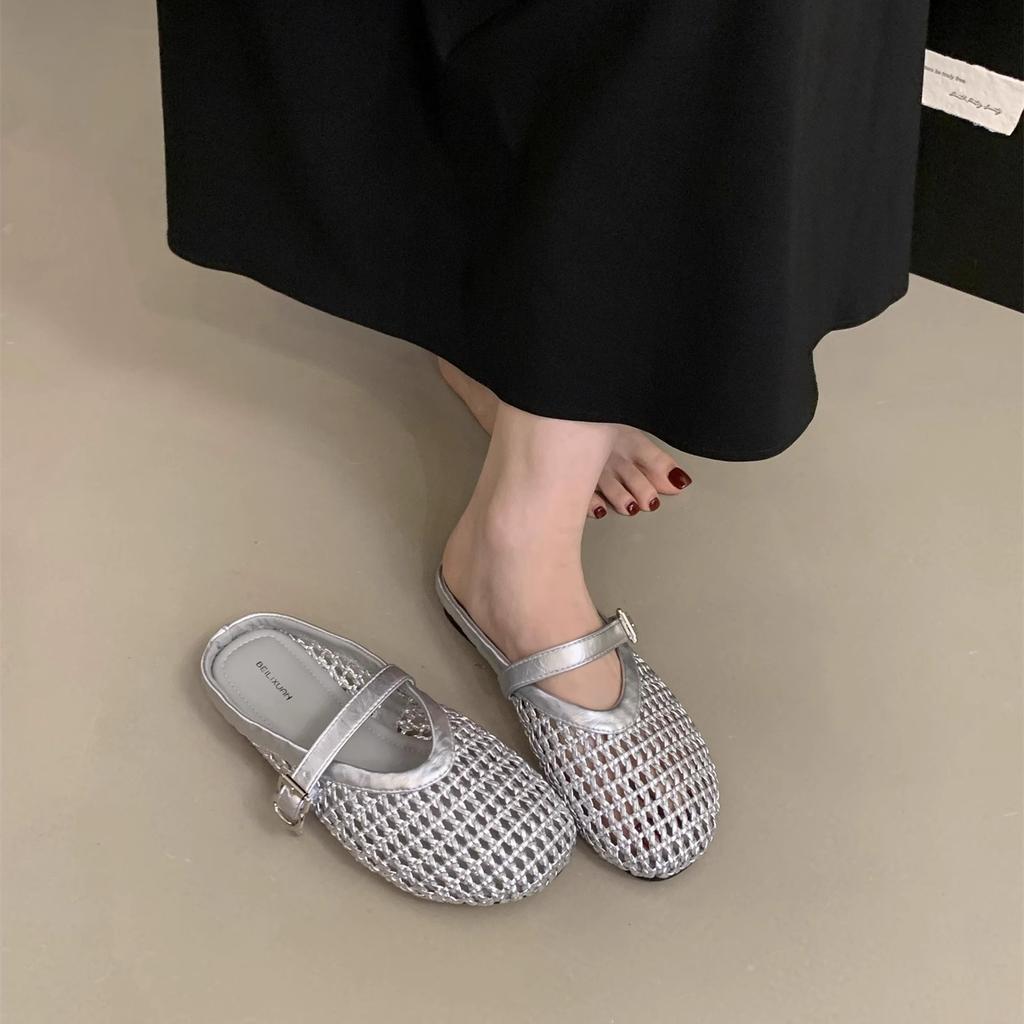 Flat bottom soft bottom bag head slippers women's outer wear 2025 summer new one-word belt Mary Jane woven hollow lazy shoes