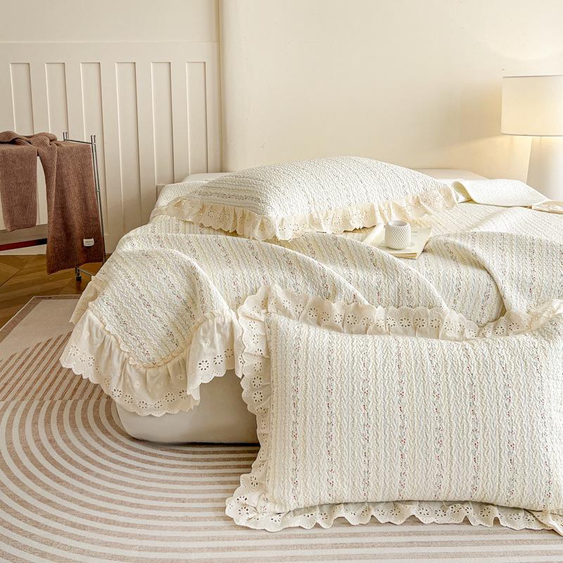 Korean Style Thickened All-Cotton Lace Bedspread Set (1.8m)