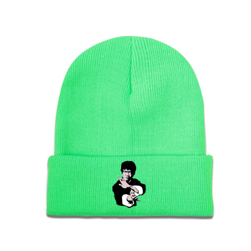 Bruce Lee auf seinem berühmten Kung-Fu Strickmütze Mützen Wintermützen Warme Unisex-Hip-Hop-Dragon-Film-China-Kappen für Unisex-Frauengeschenke
