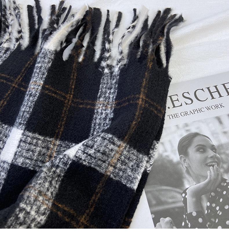 2024 Autumn/Winter Women's Plaid Scarf - Versatile Medium/Long Imitation Cashmere Tassel Shawl