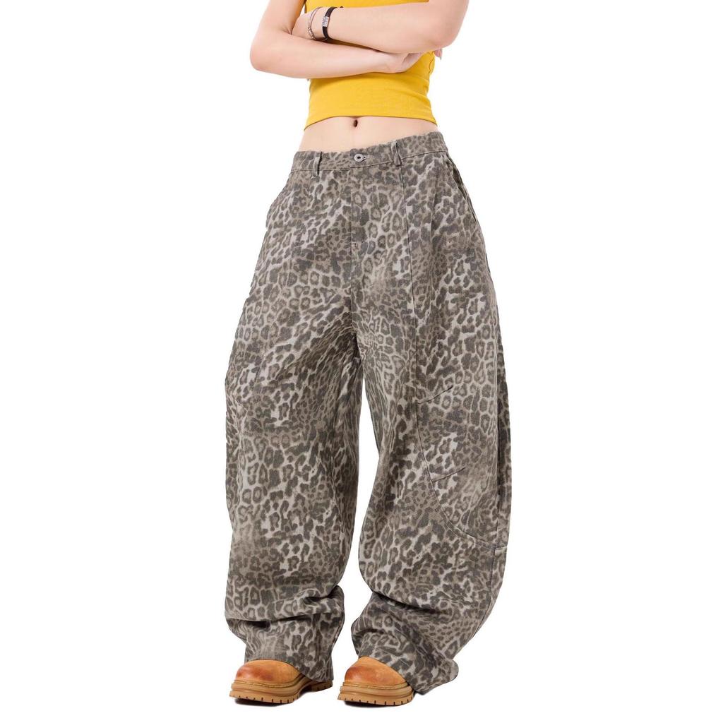 Jeans Lunghi da Donna Vintage Lavati con Stampa Leopardata Vestibilità Rilassata