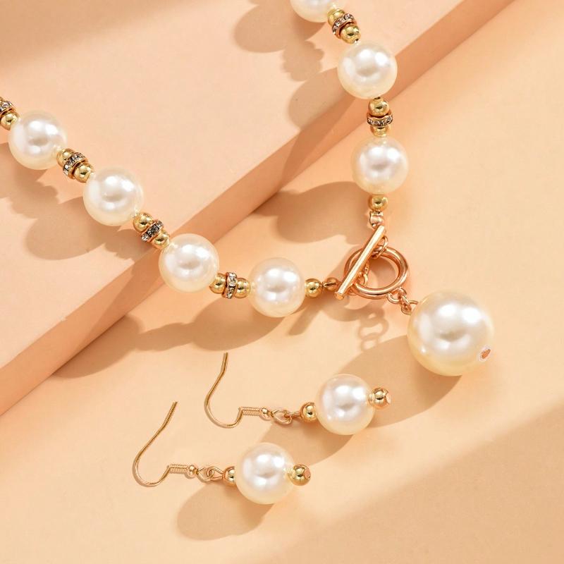 Faux Pearl Decor Necklace & Drop Earrings