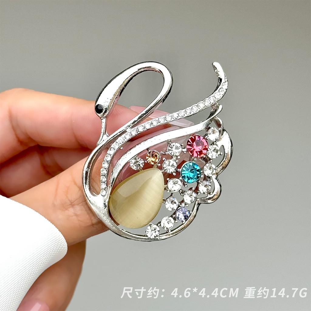 Korean Anti-Light Retro Drip Corsage Alloy Diamond-Encrusted Swan Brooch, Advanced Texture Hollow Large Clothes Accessories