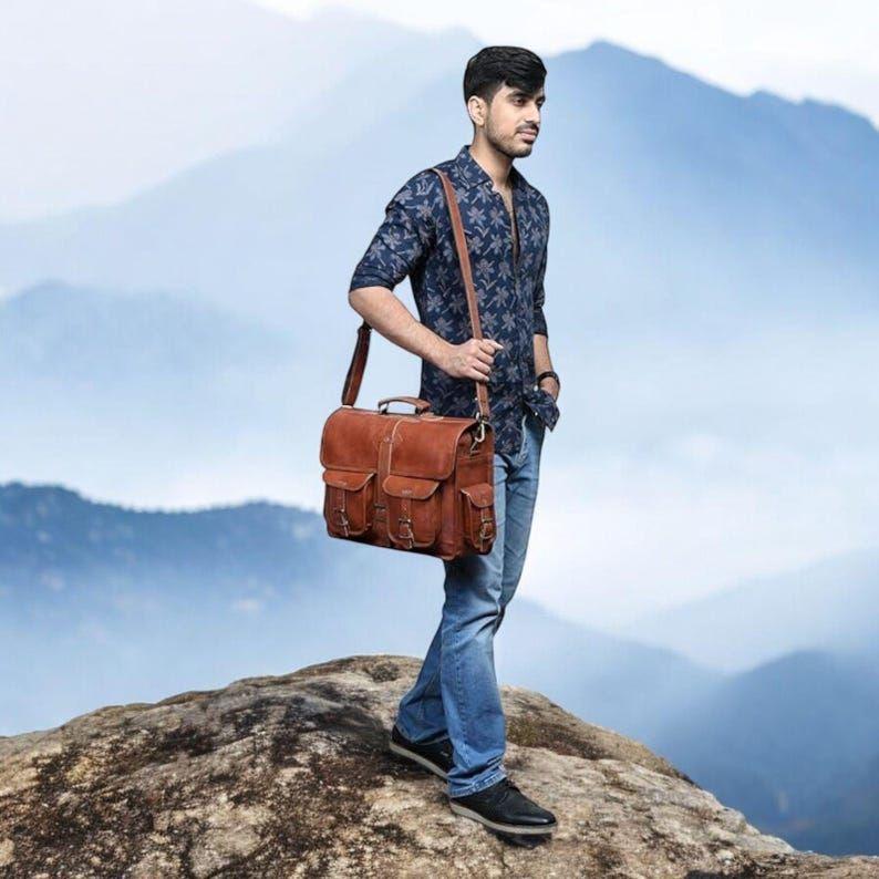 

Кожаная сумка-мессенджер для ноутбука для мужчин, Рустикальный портфель, Офисная сумка через плечо, Подарок ручной работы на День святого Валентина для него 15 x 11 x 4 in