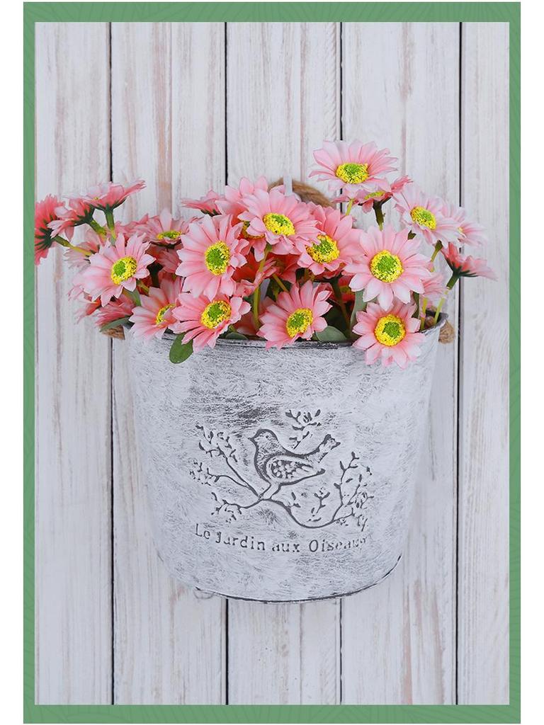Wall-Mounted Iron Flower Pot Basket - Simple Balcony Decor