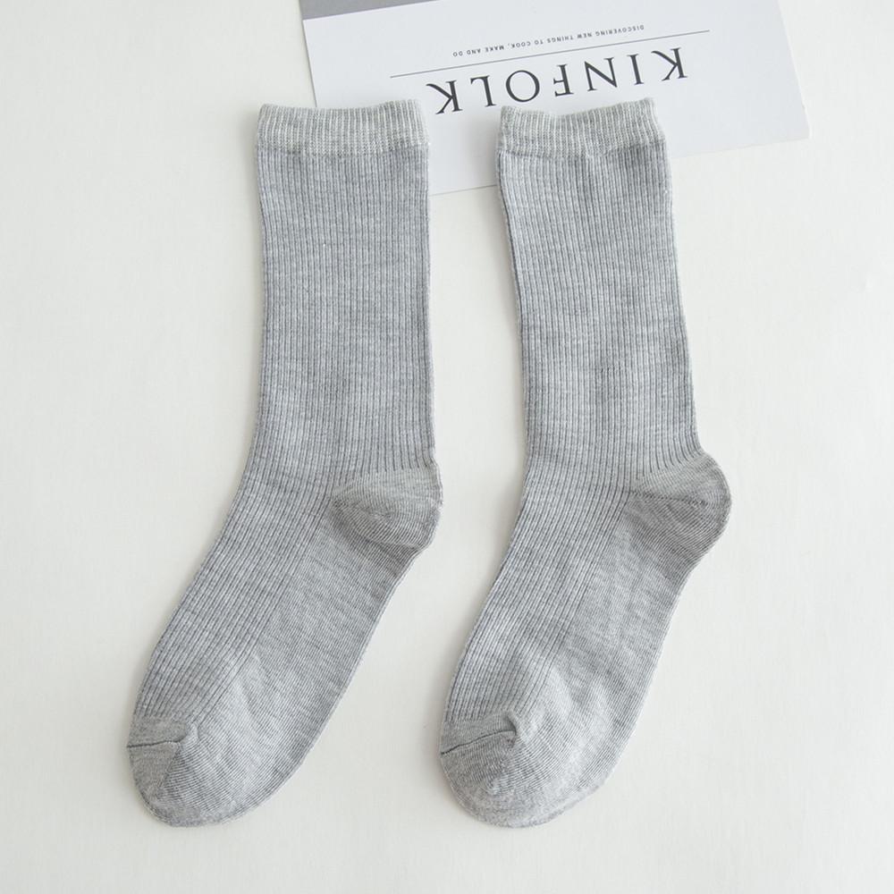 Chaussettes à Tube moyen de couleur unie pour femmes, antidérapantes, absorbant la sueur, bas légers résistants à l'usure