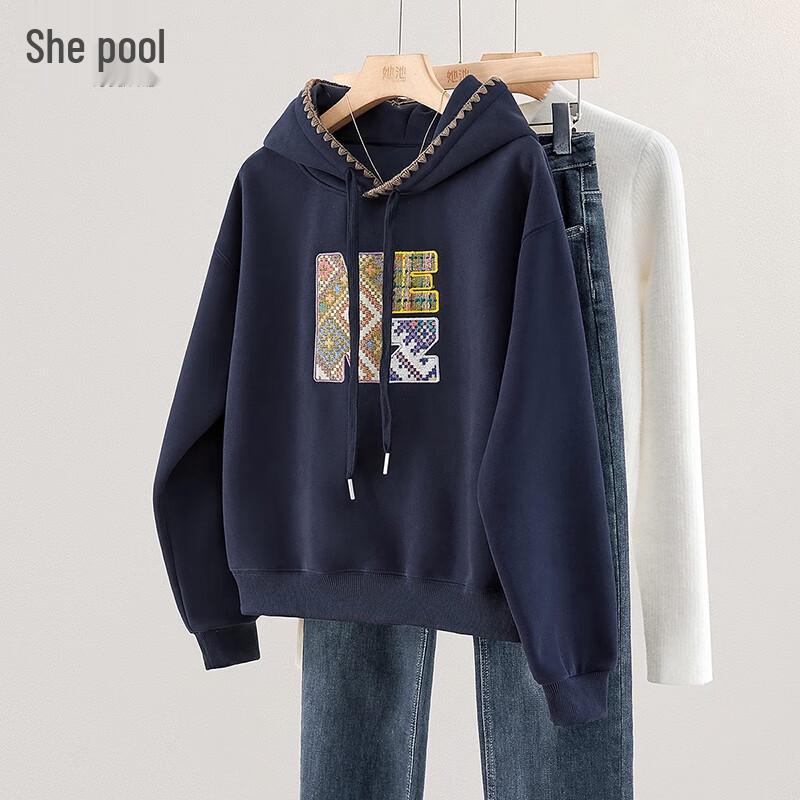 

Женский худи TAICHI с нашивкой-вышивкой M