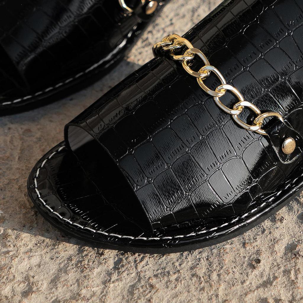 2025 Plus Size Women’s Crocodile Pattern Chain Outdoor Flat Slippers for Summer
