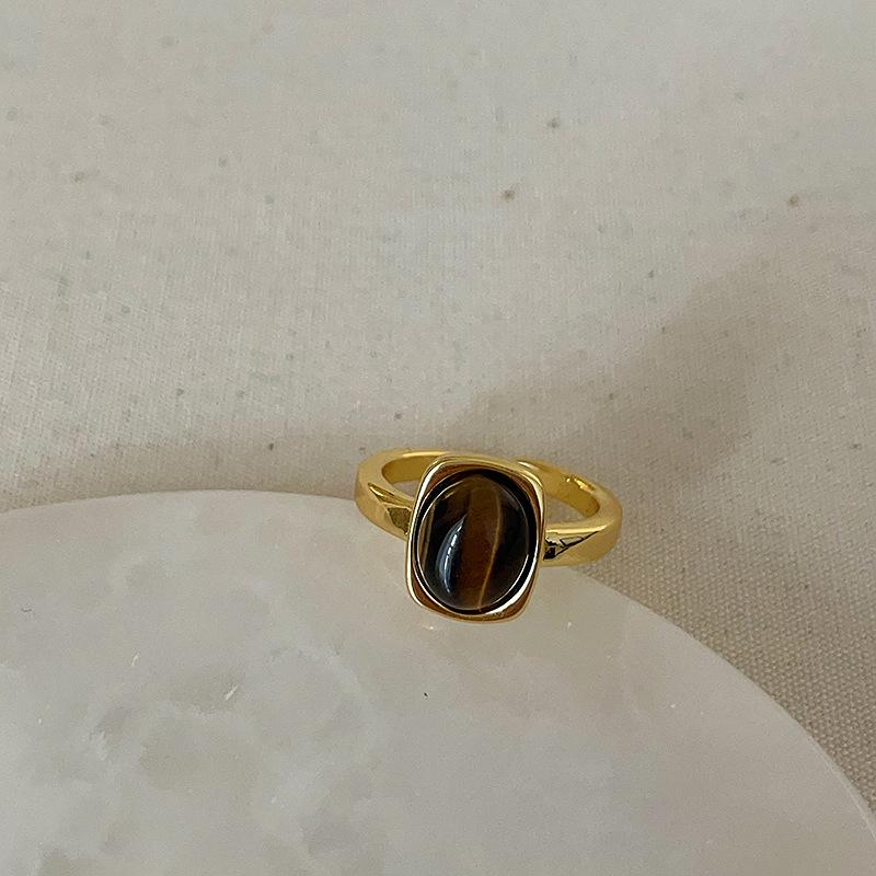 Niche High-End Tiger'S Eye Stone Fritillary Ring For Women'S Autumn And Winter Retro Light Luxury Fashion Temperament Versatile Ring Ring