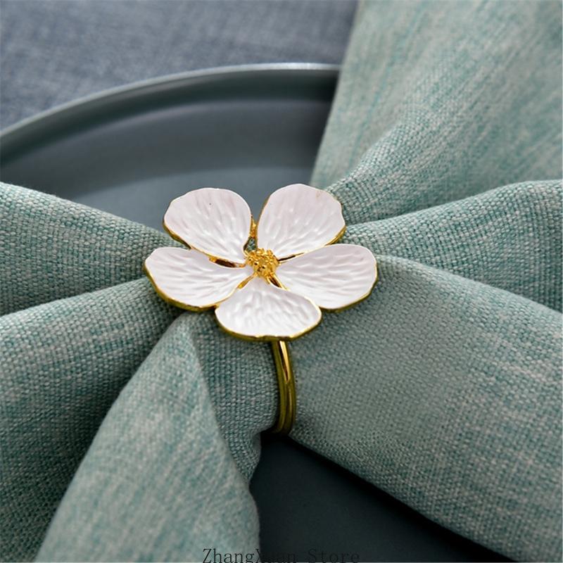 Set of 6 Elegant Tissue Buckles Beautiful Flower Tissue Holders Tissue Rings Practical Serviettes Rings Alloy Texture