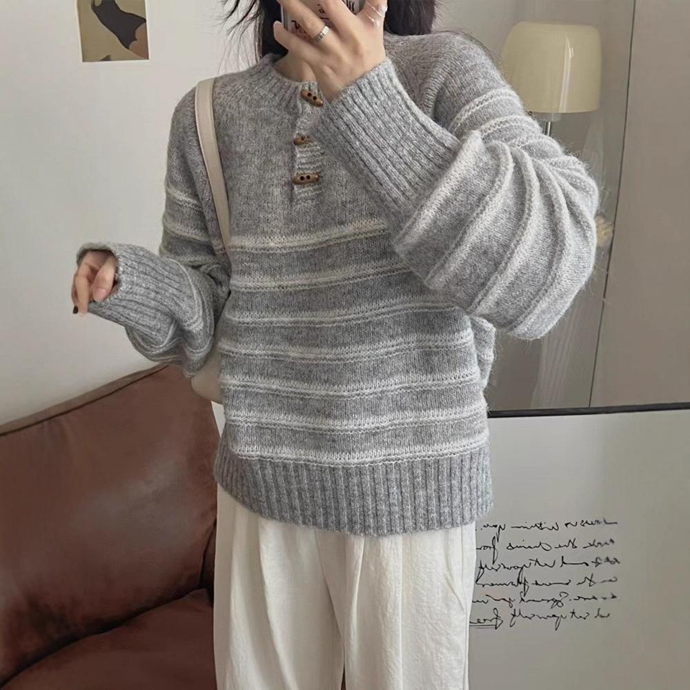 Herbst- und Winterlockere Künstlerische Retro-Gestreifte Strickpullover mit einem Designgefühl von Kuhhorn-Schnalle Pullover Damenpullover