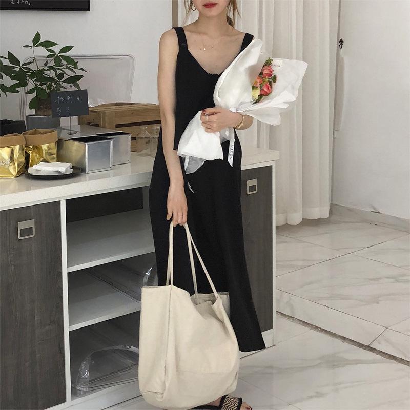 Korean Chic Large Canvas Tote Bag - Women's Versatile Single Shoulder Bag with Literary Style, Perfect for Students and Shopping.