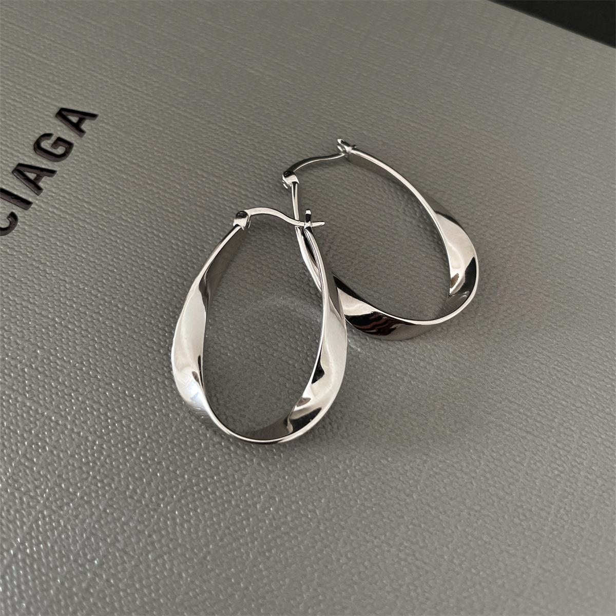 

Кольца Мёбиуса витые серьги простые атмосферные украшения для ушей женские серьги высокого чувства серебряные иглы модные 925 silver needles