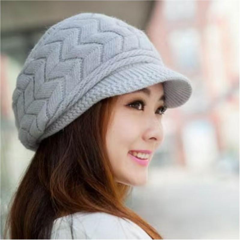 Women's Autumn and Winter Padded Thickened Warm Hat Solid Color Simple Ear Protection Knitted Cap