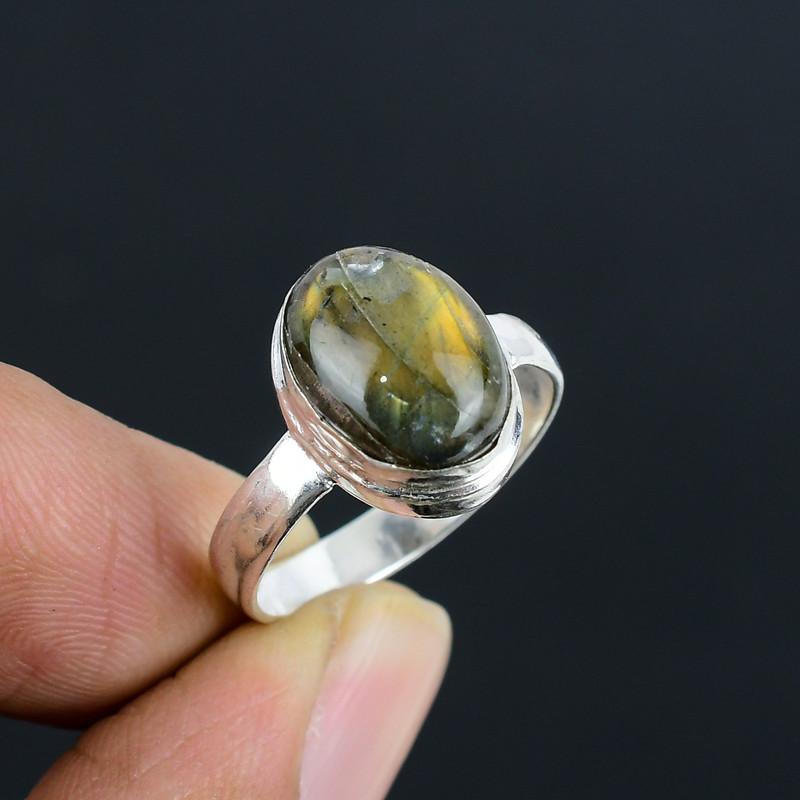 

Green Labradorite 8x10 MM Cabochon Hand Crafted Stone Fine Polished 925 Sterling Silver Ring with Unique Design Gift Wedding Engagement коричневий