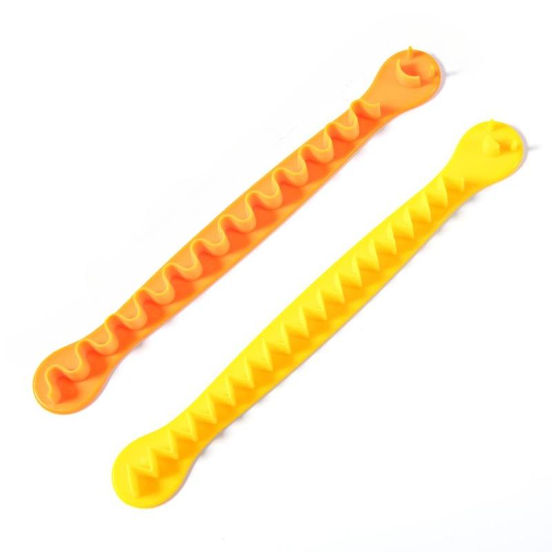 2 Pcs Fancy Cooked Eggs Cutter Household Boiled Eggs Creative Tools Bento Cut Flower Shaper