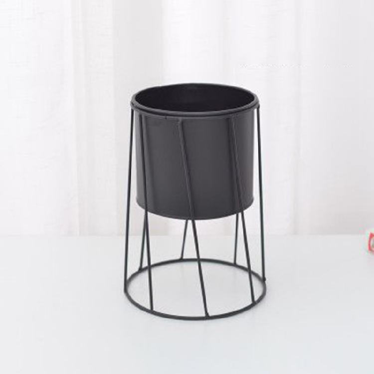 Nordic Simple Flower Stand Iron Frame Vase Simple Family Flower Rack Bottle