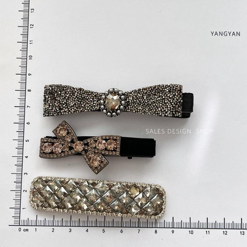 Elegant French Rhinestone Bow Hair Clip - Luxury Duckbill Design for Fashionable Temperament