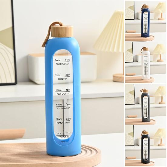 Glaswasserflasche 1 Liter Fassungsvermögen Trinkflasche mit Zeitmarkierung Silikonhülle Auslaufsicherer Ausgießerdeckel Weiter Mund Wasserbecher