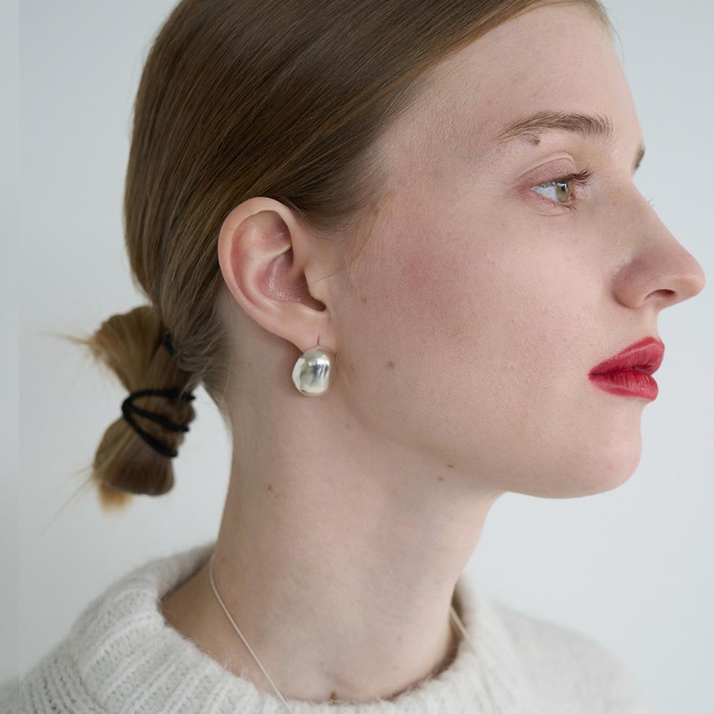 Still Instant Round Hole & Forms - Earring 01 (2Colors)