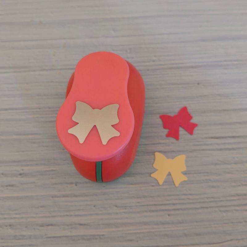 

1,8 см - 2,5 см Flower Furador Diy Paper Cut Eva Foam Maker дырокол Скрапбукинг экономия труда для детей дырокол своими руками bowknot