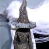 Halloween Witch Statue Tree Root Witch Figurine Sculpture Desktop Witch Decor Ornament Resin Home Office Party Decoration