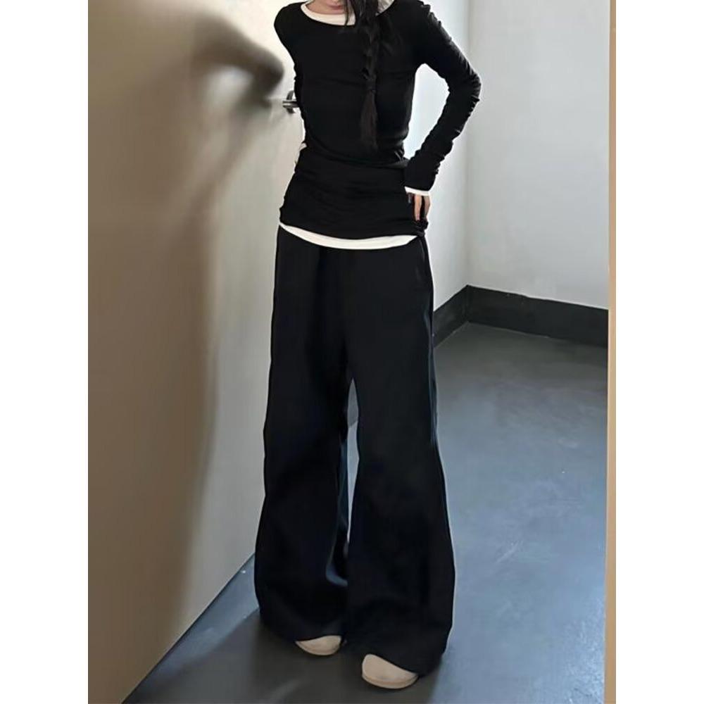 

Сентябрьская коллекция: Женские ретро брюки с высокой посадкой, широкими штанинами, кулиской, эластичной талией и драпировкой до пола Medium чёрный