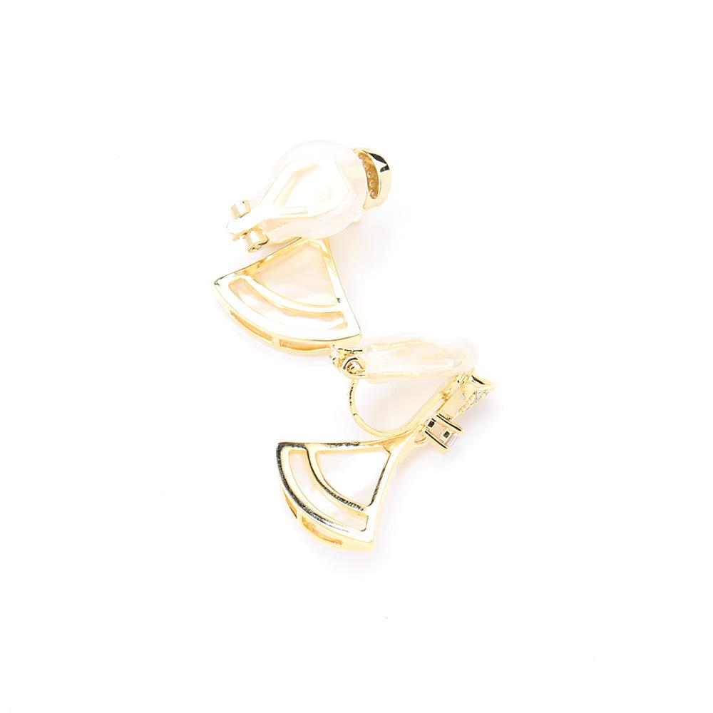 Classic European and American high-end versatile fan-shaped shell earrings gold-plated stone-inlaid temperament earrings without ear holes Ear clips w