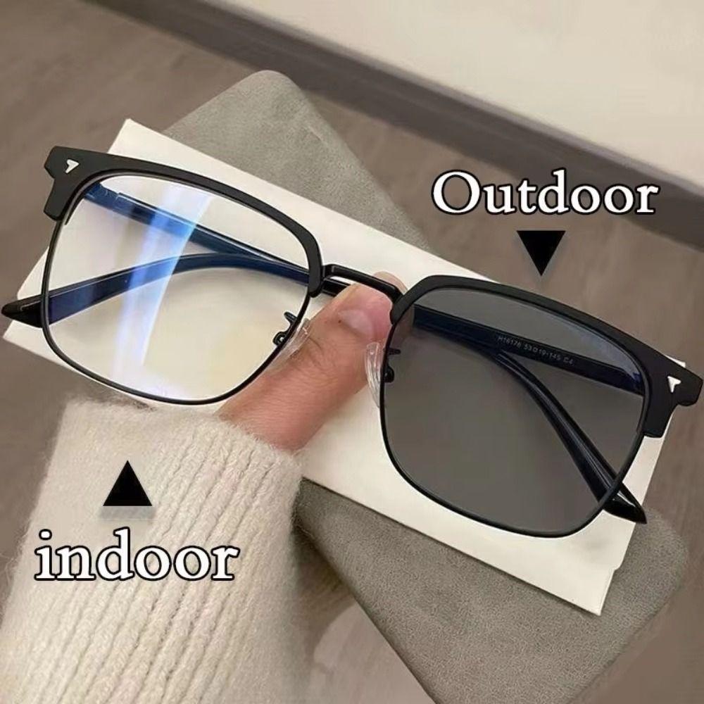 Portable Pc Metal Photochromic Glasses Black Grey Silver Half Frame Reading Glasses Oval Anti Eyestrain Reading Glasses Readers