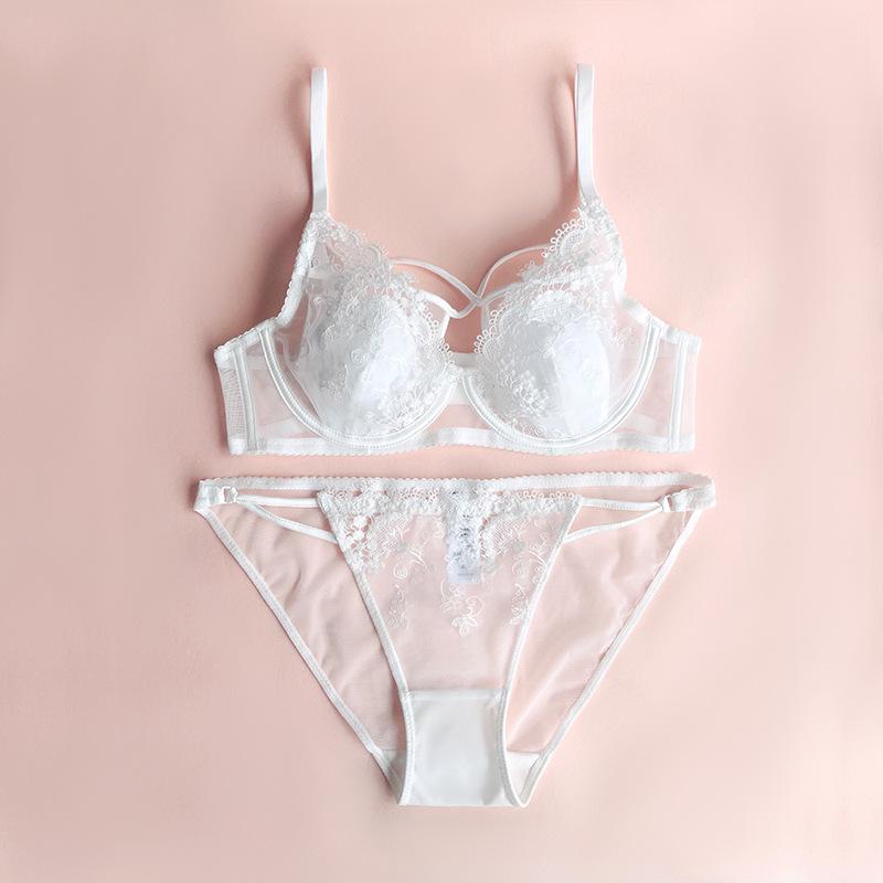 French Lace Bunny Ears Bra Set - Anti-Sagging Design for a Sleeker Look