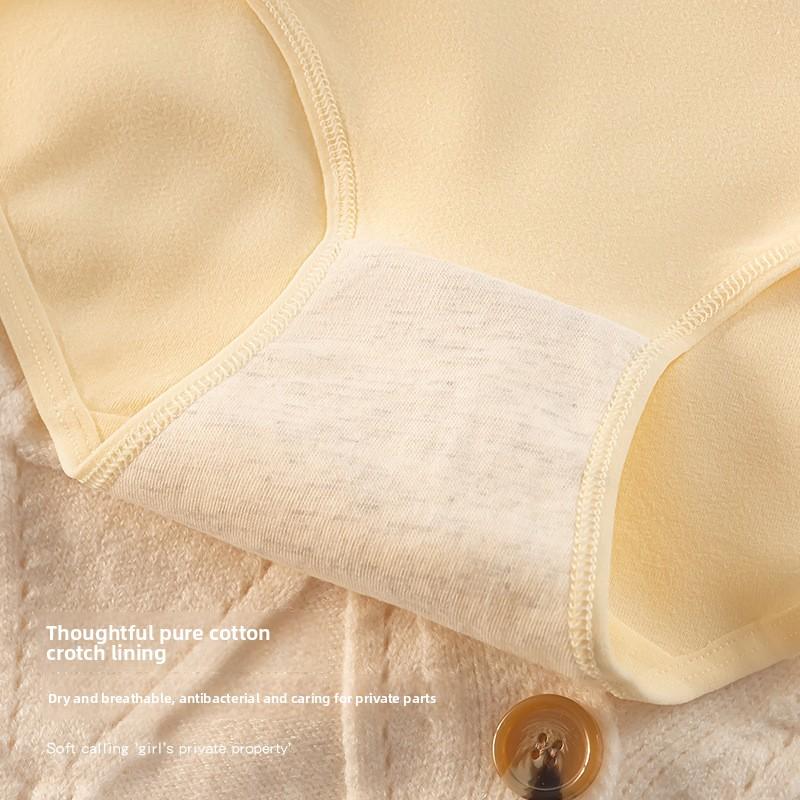 Ladies Spring and Autumn Simple Lovely Pure Color No Scars Comfortable Breathable Antibacterial File Waist Triangle Briefs