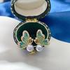 Natural freshwater pearl earrings with symmetrical butterfly gradient enamel color, exquisite and versatile pearl earrings