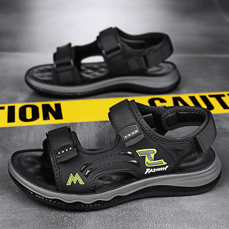 

Сандалии мужские лето 2025 новые сандалии для спорта средней школы пляжная обувь молодежные нескользящие повседневные крутые шлепанцы 44