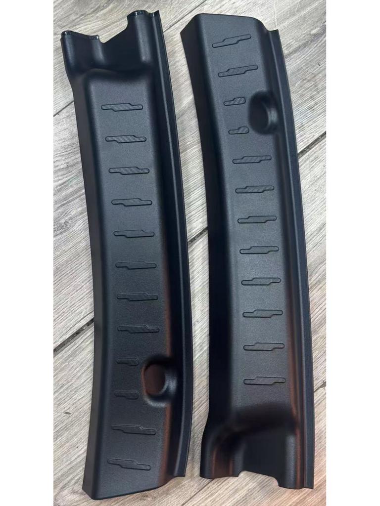 Kofferraumschutzleiste für Model Y: Kratzfester Heckklappen-Einstieg für Tesla 2025 Refresh